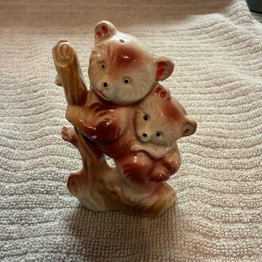 Vintage porcelain bird, penguin & bear figurines. Made in Japan - Picture 6 of 10